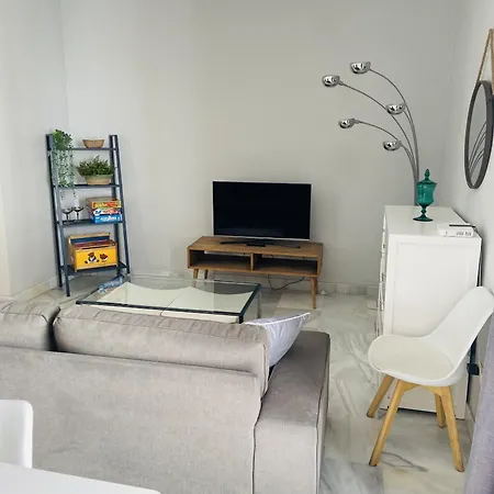 Tranquilo Y Centrico Apartamento En El Corazon De דירה *